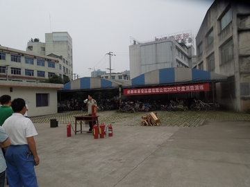 消防常抓不懈，安全警钟长鸣——2012年度消防演练
